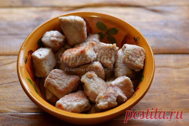 Гуляш из свинины по-венгерски. Рецепт с пошаговыми фото