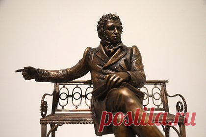 Захарова сравнила желающих запретить Пушкина на Украине с героем одной повести