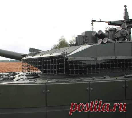 Танк Т-90М &quot;Прорыв - 3&quot; против трех &quot;Абрамсов&quot;