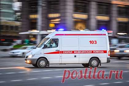 Стало известно состояние облитой кислотой в Петербурге девушки. Девушка, которую облили кислотой в Санкт-Петербурге, находится в искусственной коме, сообщили в аппарате детского омбудсмена по городу Анны Митяниной. Об инциденте стало известно 11 декабря. 24-летний Даниил Кот (до смены имени — Даниял Талибов) подбежал к паре, гуляющей в центре северной столицы и облил кислотой.