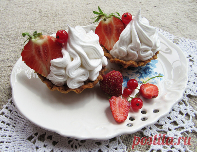 Корзиночки из песочного теста ! Вкуснейшее пирожное -- родом из детства!!!
Shorttail basket! Delicious cake - comes from childhood!