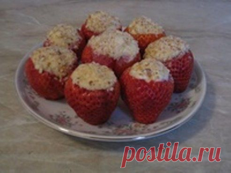 Никогда еще клубника не была такой вкусной, как в десерте ФАРШИРОВАННАЯ КЛУБНИКА)https://kuhny8u.ru/desert-farshirovannaya-klubnika/