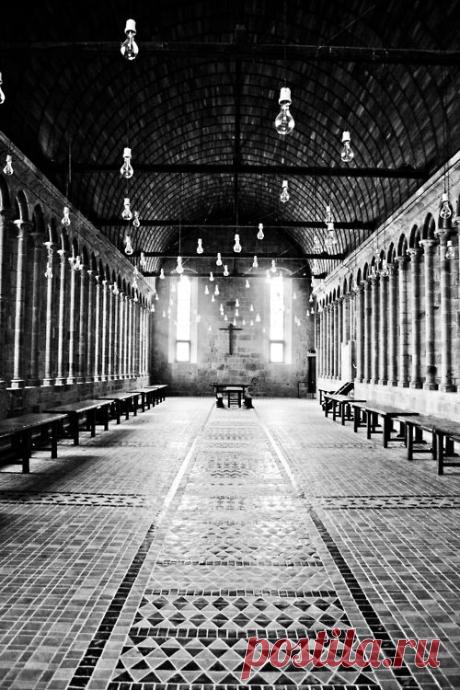 Abbaye - Mont Saint-Michel - Manche, Normandie, France. | Pinterest • Всемирный каталог идей