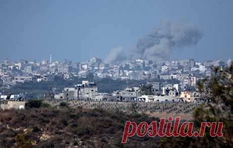 Израиль возобновил подачу воды в южную часть сектора Газа. Водоснабжение функционирует с утра, сообщил израильский посол в России Александр Бен Цви