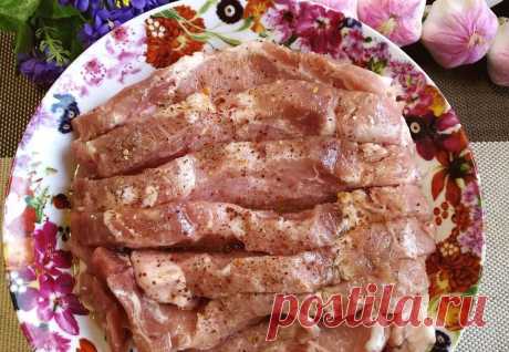 Мясо &quot;Праздничная гармошка&quot;-готовлю его на новогодний стол по просьбам гостей. Эффектное, вкусное и готовится несложно | Алина Калинина Простые рецепты | Яндекс Дзен