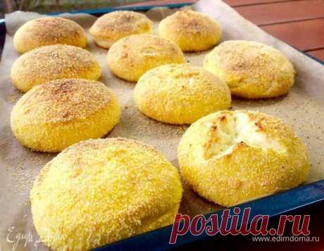 Сырники в духовке с кукурузной корочкой. Ингредиенты: творог 5%, яйца куриные, манная крупа