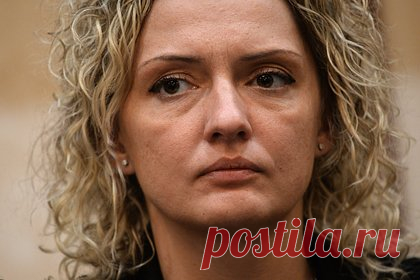 Вице-чемпионка мира по прыжкам в высоту призвала прекратить травлю Исинбаевой. Вице-чемпионка мира по прыжкам в высоту Марина Купцова выступила в поддержку двукратной олимпийской чемпионки по прыжкам с шестом Елены Исинбаевой. Она призвала прекратить травлю спортсменки. «Может, злость, зависть у людей. Но нельзя зачеркивать карьеру человека», — заявила Купцова.