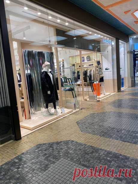 Сделала заказ в интернет — магазине Lacoste. Показываю платья
Приветствую всех модников и модниц, а также посетителей моего канала! После поисков «своих» вещей в оффлайн — магазинах и так не найдя ничего подходящего, я решила вернуться к онлайн — шоппингу и первым моим заказом стали платья Lacoste. Витрина магазина Lacoste в ТЦ моего города Заказ я сделала в магазин своего города, чтобы не сильно […]
Читай дальше на сайте. Жми подробнее ➡