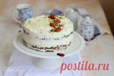 Морковный торт ....и День Моркови - "Carrot cake" & Carrot day Доброго всем окончания недели, всех с пятницей! В преддверии выходных, а  у нас предстоят длительные выходные... я сегодня к вам с предложением и небольшой авантюрой! А давайте устроим День Морковки - Моркови , как уж будет всем угодно!  Всемирный день моркови судя по календарю 15 мая, НО…