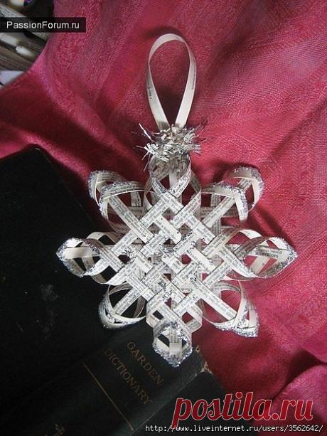 Делаем снежинки.