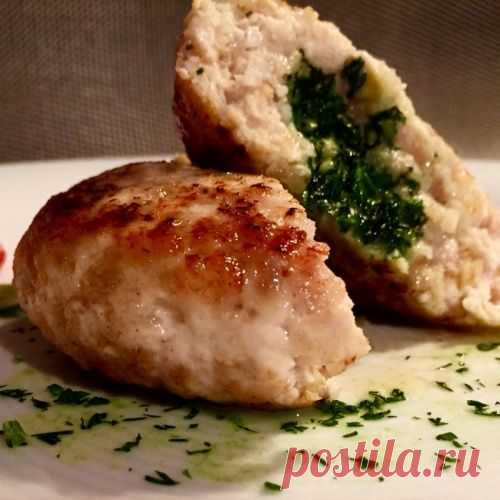 Котлеты из мяса с зеленым маслом