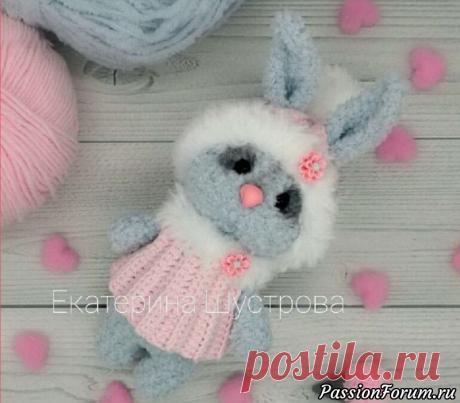 Вязаная игрушка зайка. МК Екатерины Шустровой