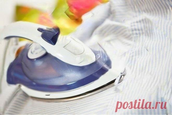 5 способов почистить утюг внутри и снаружи, даже если он сильно запущен Привести бытовой прибор в порядок помогают привычные подручные средства