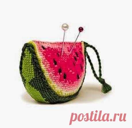Вышивалка: Игольница &quot;Арбуз&quot;