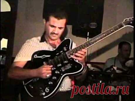Shemkirde gitara ifacisi Mehmanin oglu Emilin toyu-Elman solo