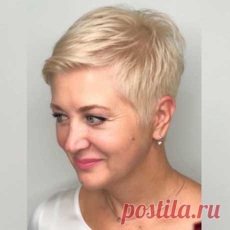 Модные стрижки для дам старше 60 лет