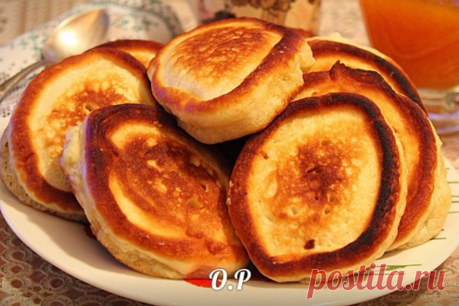 Оладушки как у бабушки — удачный рецепт на кефире!