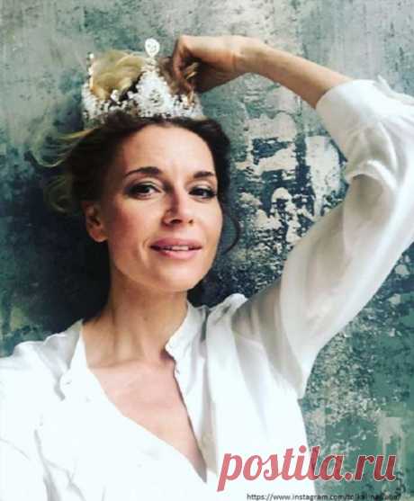 Любовь Толкалина втайне вышла замуж | Краше Всех