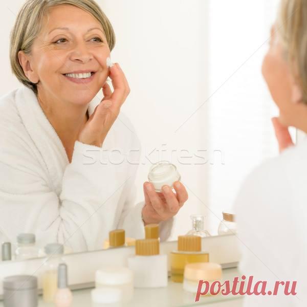 Возраст для женщины — не самое главное_ можно быть восхитительной в 20 лет, очаровательной в 40 и оставаться неотразимой до конца дней своих. (Коко Шанель)