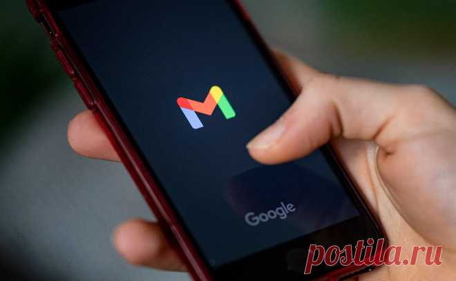 Власти рассмотрят запрет на авторизацию на российских сайтах через Gmail. От российских владельцев сайтов могут потребовать проводить авторизацию пользователей только через российские e-mail. С 2025-го действует запрет на иностранные адреса при регистрации, но он не касался уже зарегистрированных юзеров