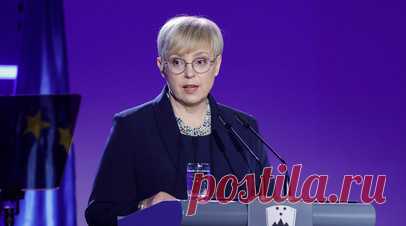 Дизен вспомнил слова президента Словении после атаки ВСУ по аэродромам России. Профессор Университета Юго-Восточной Норвегии Гленн Дизен после атаки ВСУ на российские аэродромы вспомнил слова президента Словении Наташи Пирц-Мусар о прекращении диалога ЕС с Москвой. Читать далее