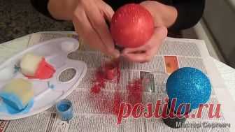 Новогодние игрушки из лампочек...Легко, красиво и просто