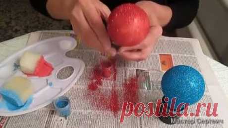 Новогодние игрушки из лампочек...Легко, красиво и просто