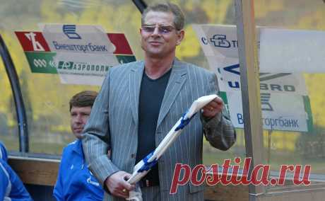 Бывший тренер «Зенита» Петржела обвинил Радимова во лжи. Бывший футболист «Зенита» ранее рассказал, что однажды дал Петржеле в долг $2 тыс. на игру в казино. По словам чешского тренера, такого никогда не было
