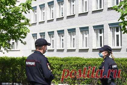 Адвокат прокомментировал вменяемость Галявиева при нападении на школу Казани. Ильназ Галявиев, совершивший вооруженное нападение на школу в Казани, мог написать заявление об отказе от защитника только в случае признания его вменяемым. В ином случае фигурант дела не вправе отказаться от защиты. Информация о признании Галявиева вменяемым получена адвокатом от следователя.