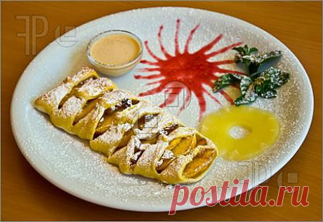 Picture Of Strudel. Photo To Download at FeaturePics.com