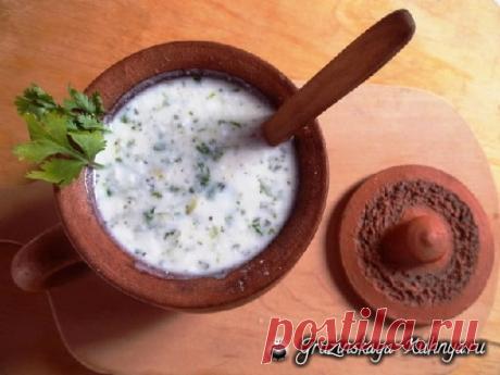 Холодный суп из мацони с зеленью - Грузинская кухня
