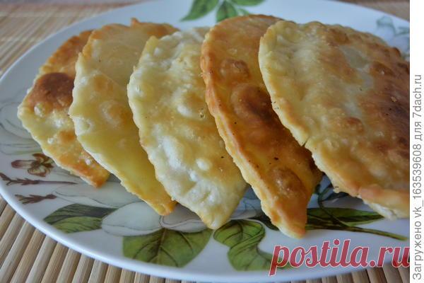 Кому чебуреки? Налетай!