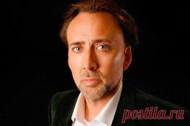 Нетрезвый Николас Кейдж удивил посетителей караоке исполнением песни Принса
