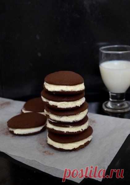 Шоколадные Whoopie со сливками