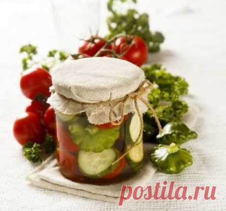 Закатываем овощное ассорти: 4 бесподобных рецепта