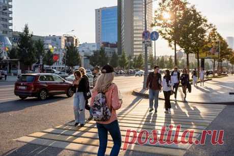 Москвичам пообещали апрельскую погоду в конце недели. В конце недели температура воздуха в Москве будет соответствовать апрельским значениям. Такую погоду жителям столицы пообещал научный руководитель Гидрометцентра Роман Вильфанд в разговоре с радиостанцией «Говорит Москва». Метеоролог отметил, что днем воздух будет прогреваться до 7-10 градусов тепла.