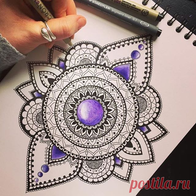 Wonderful mandala by @kat_dunlop 💜💜💜
.
.
.

#mandala #mandalaart #zenmandala #zentangle #mandaladesign #mandalatattoo #zen #art #zentangleart #nice #picture #cute #girl #draw #drawing #mandalas_nmb #blackandwhite #follow #zenart #night #danihoyos #saturday #mandalapassion #love #doodle #doodling #doodleart #doodlelove #henna