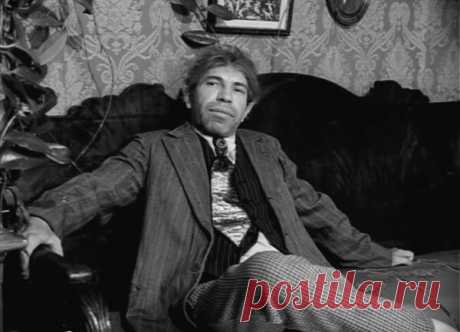 Отрицательная селекция: кому она на самом деле выгодна Нередко мы удивляемся: как на высоких должностях оказываются люди, которые не отличаются умом, сообразительностью или морально-волевыми качествами? А здесь нет ничего странного: просто в действие в их случае вступил закон отрицательной селекции.