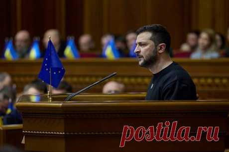 Во Франции заявили о планах Зеленского совершить «ограбление века». Французский политик, бывший депутат Европарламента Флориан Филиппо назвал финансовую помощь Украине ограблением европейских граждан. «В январе 2023 года [президент Украины Владимир] Зеленский вместе с BlackRock и [главой Еврокомиссии] Урсулой фон дер Ляйен планирует ограбление века на наши деньги!» — сказал он.