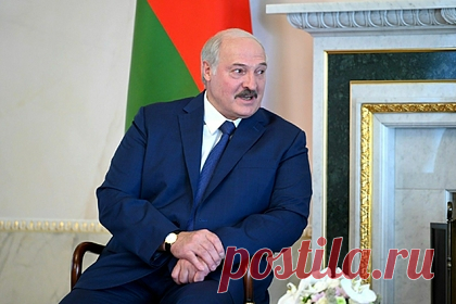 Лукашенко одобрил аренду Россией военных баз в Белоруссии. Белорусский президент Александр Лукашенко одобрил проекты продления аренды двух военных баз, используемых Россией. Речь идет об узле «Барановичи», который размещен в Ганцевичах, и радиостанции «Вилейка», являющейся зональным пунктом связи ВМФ России. Обе базы арендуются уже 25 лет.