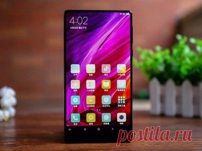 Безрамочный Xiaomi Mi Mix проверили на прочность Xiaomi Mi Mix стал одним из самых интересных смартфонов этого года. Он оснащён 6,4-дюймовым дисплеем, который благодаря минимальной толщине боковых и верхней рамок занимает 91,3% площади передней стороны. Кроме этого, его корпус выполнен из керамики. Нельзя отрицать, что Mi Mix выглядит крайне необычно, однако все, кто им попользовался, отмечают, что керамический корпус очень скользкий, и падение на пол или землю аппарат в большинстве случаев не…