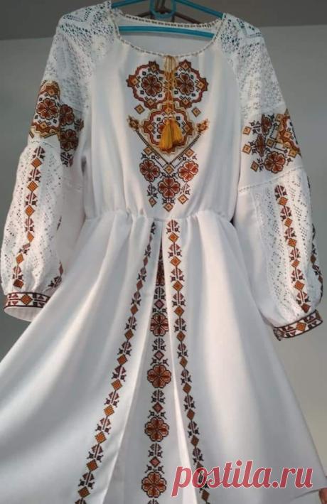 (11) Facebook