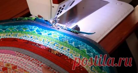 Коврик из тканевых полос. Полосы - по приниципу бейки. Старые простыни и пододеяльники - в дело. | ZonaКомфорта | Яндекс Дзен