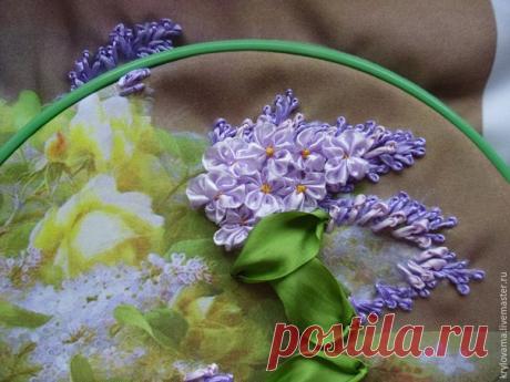 #работы_вышитые_лентами@lenty_i_vyshivka
#МК@lenty_i_vyshivka
Целый альбом Вам в помощь по вышивке сирени!!!
На любой вкус информация))
Учитесь и вышивайте с удовольствием.
МК разных мастеров!
https://vk.com/album-86490793_212577189