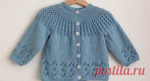 Rosabel Knitted Baby Cardigan [FREE Knitting Pattern]