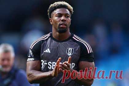 В России заинтересовались игроком английского клуба. Секу Траоре, агент полузащитника английского «Халла» Адамы Траоре, рассказал об интересе к игроку в российских клубах. Он заявил, что наибольший интерес к хавбеку проявляют «Крылья Советов». «Мы предпочитаем переехать в Россию, поскольку я знаю рынок и у меня там играют три клиента», — отметил агент.