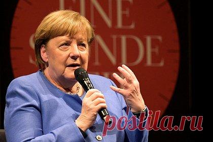 Меркель открестилась от слов о вине Польши и Балтии за конфликт на Украине