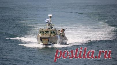 В северо-западной части акватории Чёрного моря: ВС России уничтожили безэкипажный катер ВМС Украины. В северо-западной части акватории Чёрного моря обнаружен и уничтожен безэкипажный катер ВМС Украины, следовавший в направлении Крымского полуострова. Об этом заявили в Минобороны России. Как уточнили в ведомстве, цель была уничтожена из штатного вооружения патрульного катера Черноморского флота. Читать далее