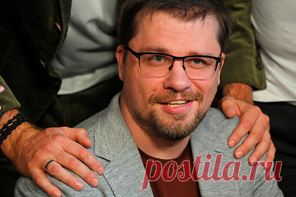 Харламов назвал возможного победителя популярного шоу на ТНТ. Российский комик, резидент Comedy Club Гарик Харламов ответил на вопрос о том, какая команда могла бы победить в юмористическом шоу «Игра» на телеканале ТНТ. Мнением он поделился в своем Telegram-канале. Харламов также заявил, что были созданы три выпуска программы, которые зрители не видели.