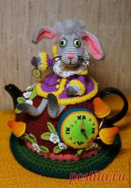 Грелки на чайник вязаные крючком. - запись пользователя ludochka (Людмила) в сообществе Вязание крючком в категории Вязаные крючком аксессуары Дорогие рукодельницы продолжаю тему "Грелки на чайник".Много накопилось,хочется поделиться красотой,которая создаётся золотыми ручками.
 
 
 	Грандиозное событие
 
 
 	Или мелкий сабантуй:
 
 
 	Так приятно чаепитие!
 
 
 	Чай заботливо смакуй